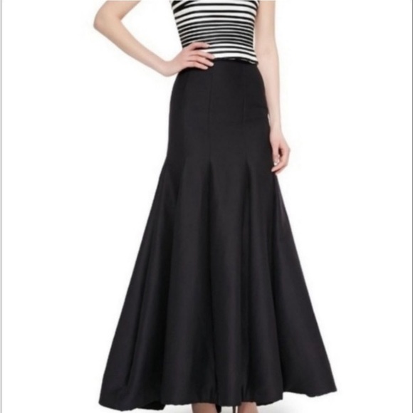 Ann Taylor Dresses & Skirts - NWT Ann Taylor size 6 black trumpet formal maxi skirt lined